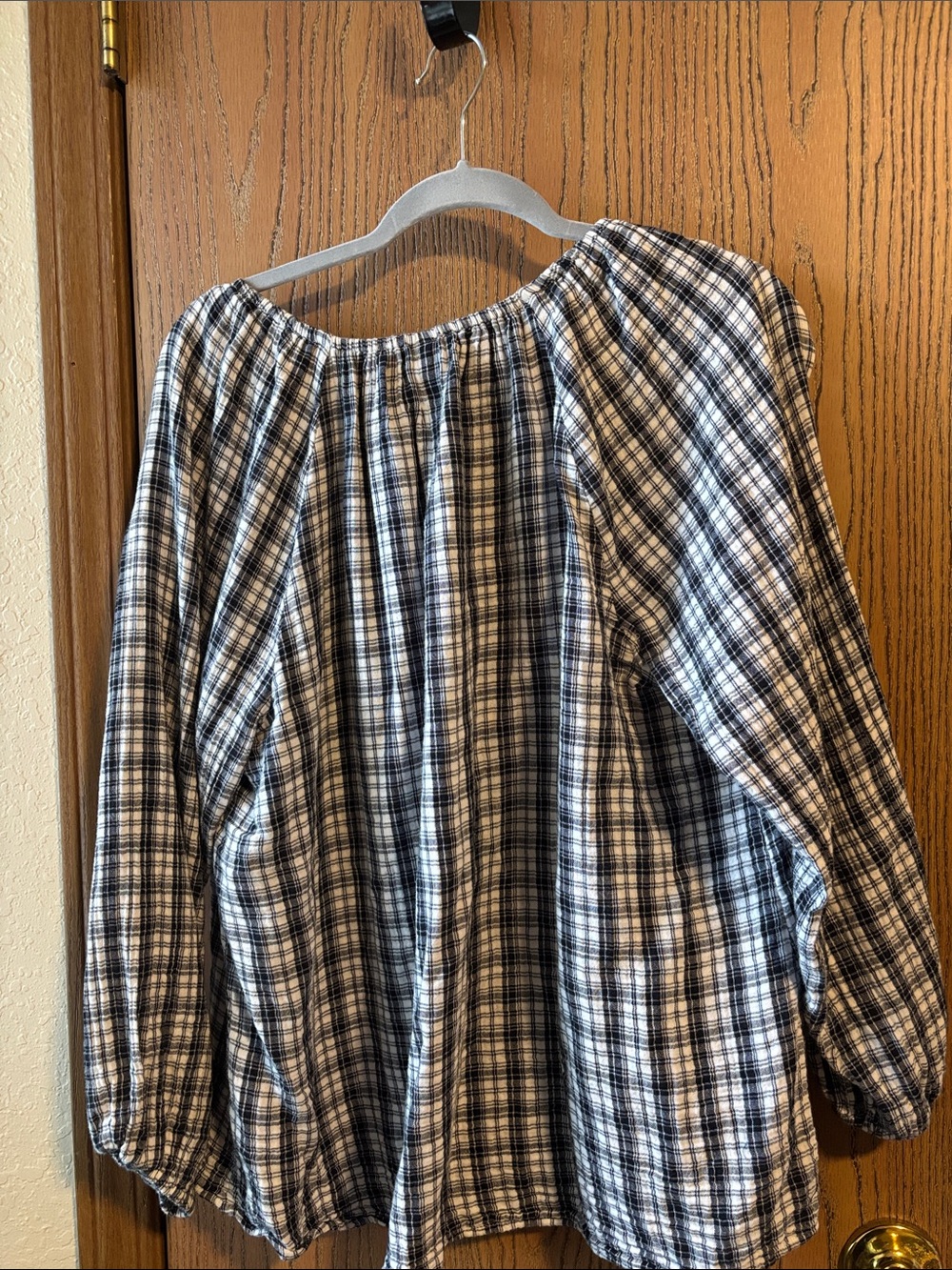 Old Navy Black and White Plaid Peasant Blouse - Picture 3 of 3